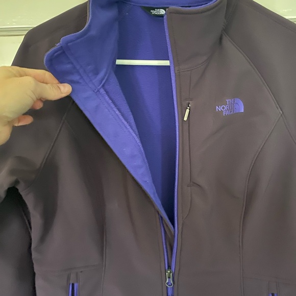 The North Face Women's Dark Purple Ski Jacket - Picture 4 of 4